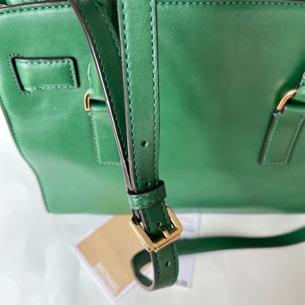 Michael Kors Green Hamilton Large Traveler Bag-New with detached tags - Picture 9 of 11